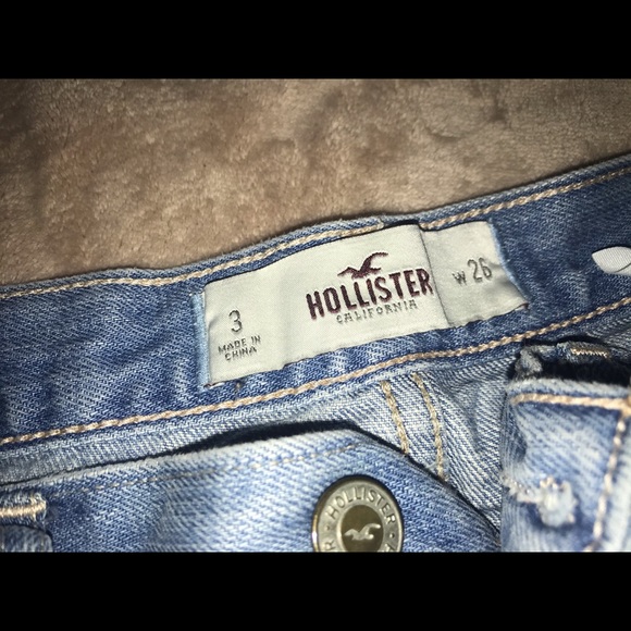 Cute name brand shorts - Picture 3 of 12